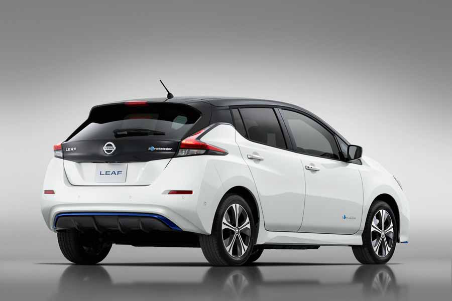 Nissan LEAF trasera