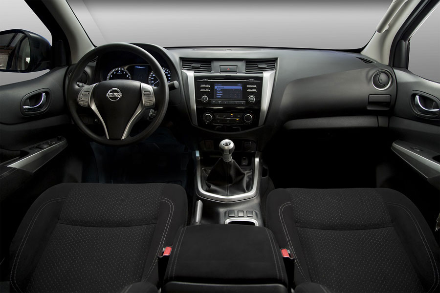 Nissan Kicks interior