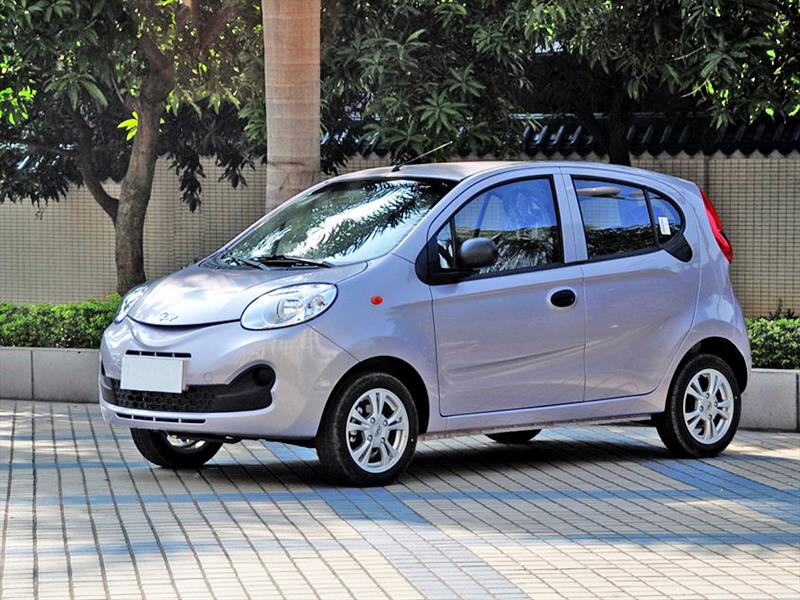 automóviles más baratos de Chile Chery IQ