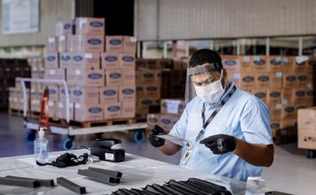 Ford automóviles entrega 35 mil máscaras a personal de salud